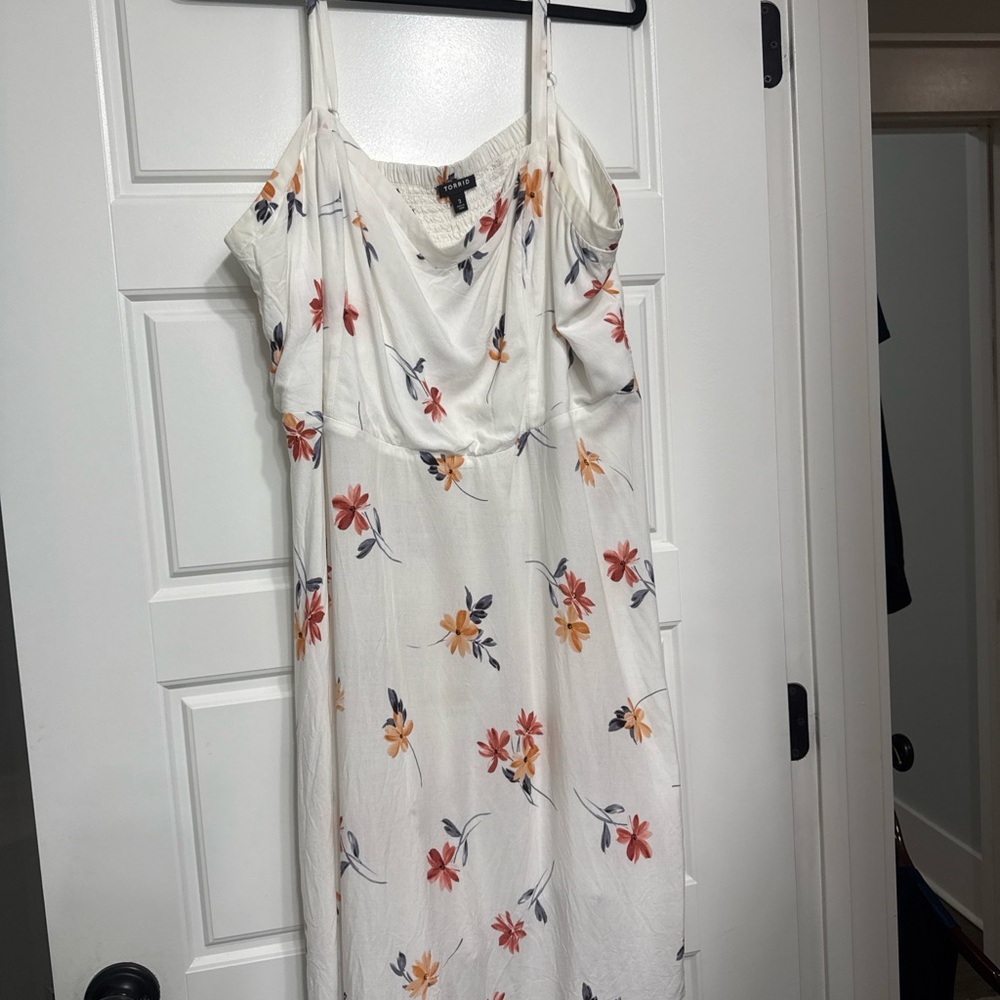 Torrid White Floral Midi Sundress Adjustable Straps Size 3